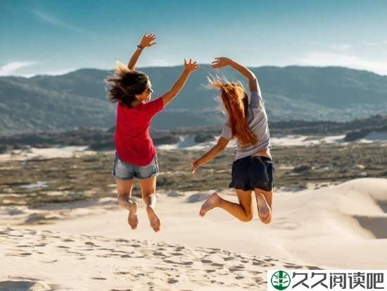 与优秀的人同行！