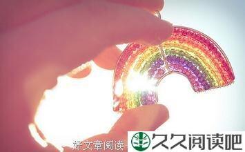累了就睡觉  醒了就微笑